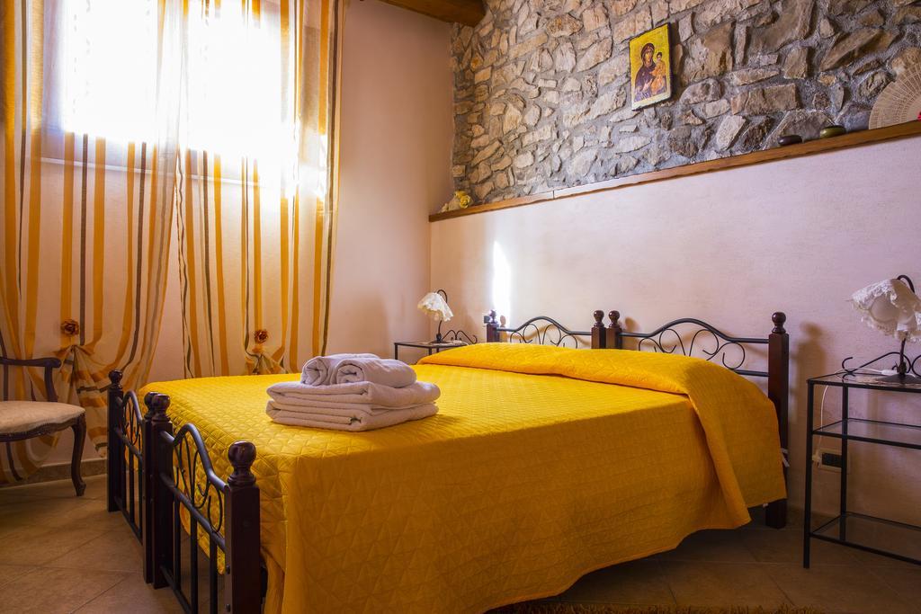 Casa Vacanze Caccamo Santa Lucia エクステリア 写真